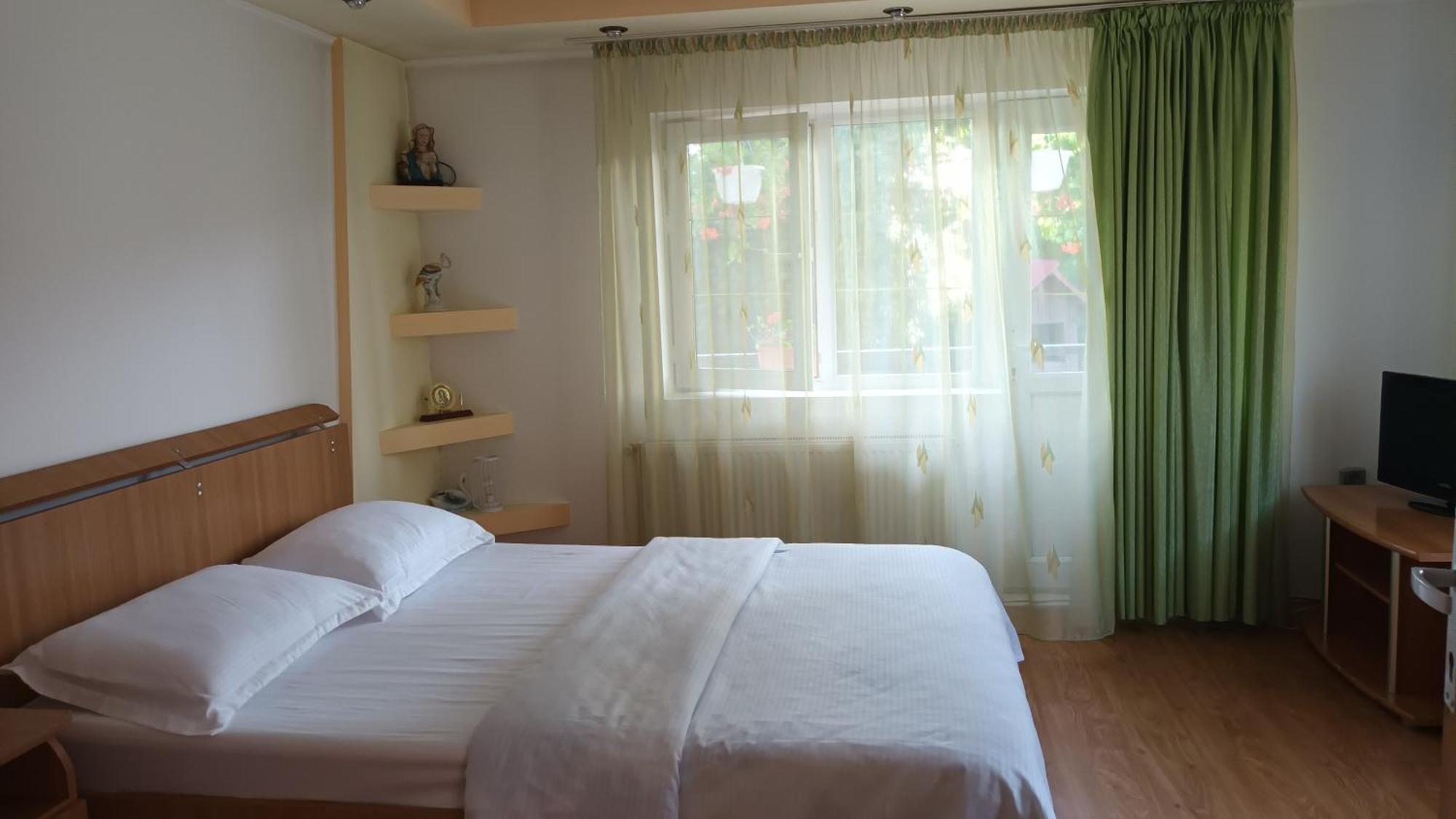 Отель Vila Nadia Oesti-Paminteni Номер фото